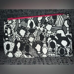 ipsy Black & White Pattern Cosmetic Pouch with Pink Zipper
